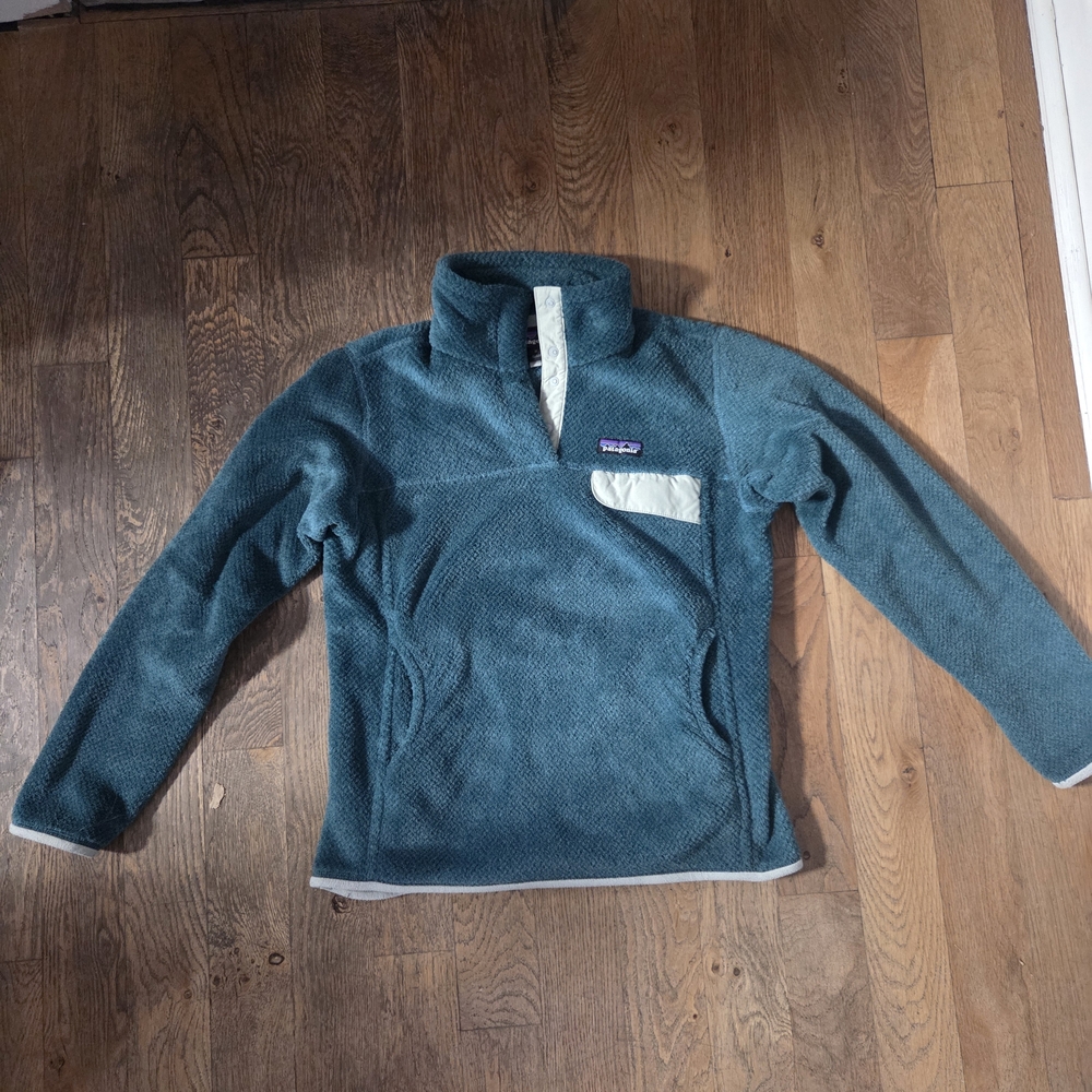 Patagonia Teal Fleece with Cream Trim